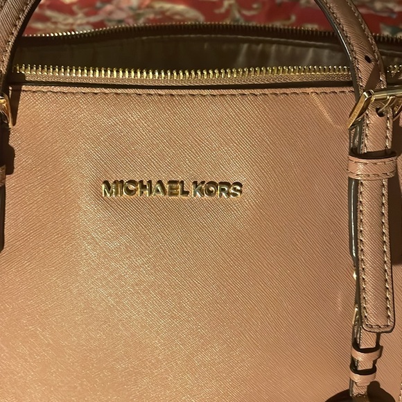 Michael Kors Jet Set Travel Tote, GUC - Picture 3 of 14